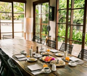 dining room villa mary