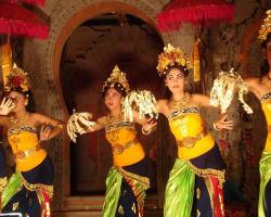 Legong dances