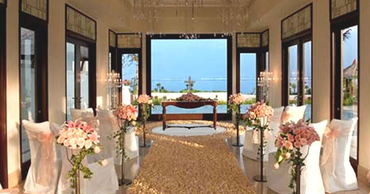 cloud nine chapel wedding 