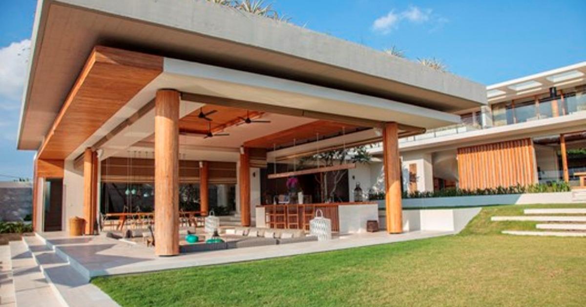 The Iman Villa Main Living Pavilion Bali Villa Wedding